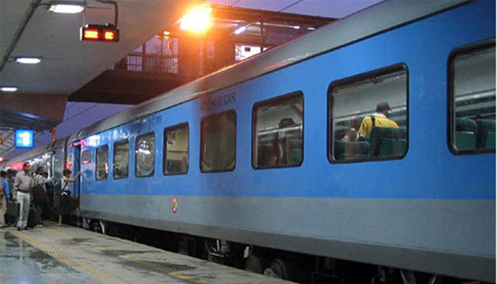 Mail/Express trains to get saloons for exclusive journey