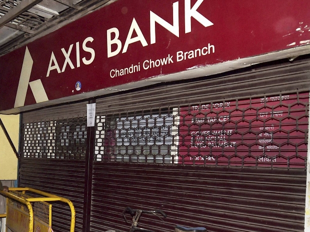 Axis Bank's Q3 net profit rises 131%