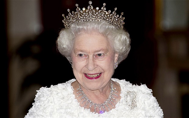 Queen Elizabeth posts on Instagram for the first time