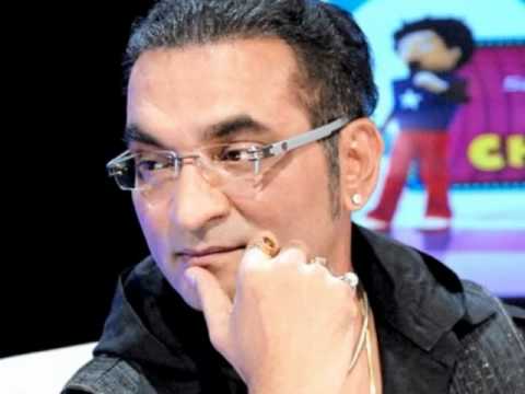 Abhijeet returns to Twitter, says he is against 'anti-nationals'