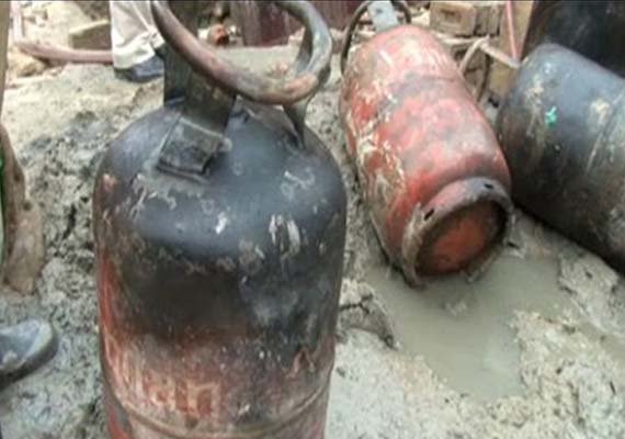 Gas cylinder blast leaves five dead in Okhla