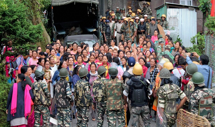 GJM writes to Mamata Banerjee requesting a dialogue on Darjeeling crisis