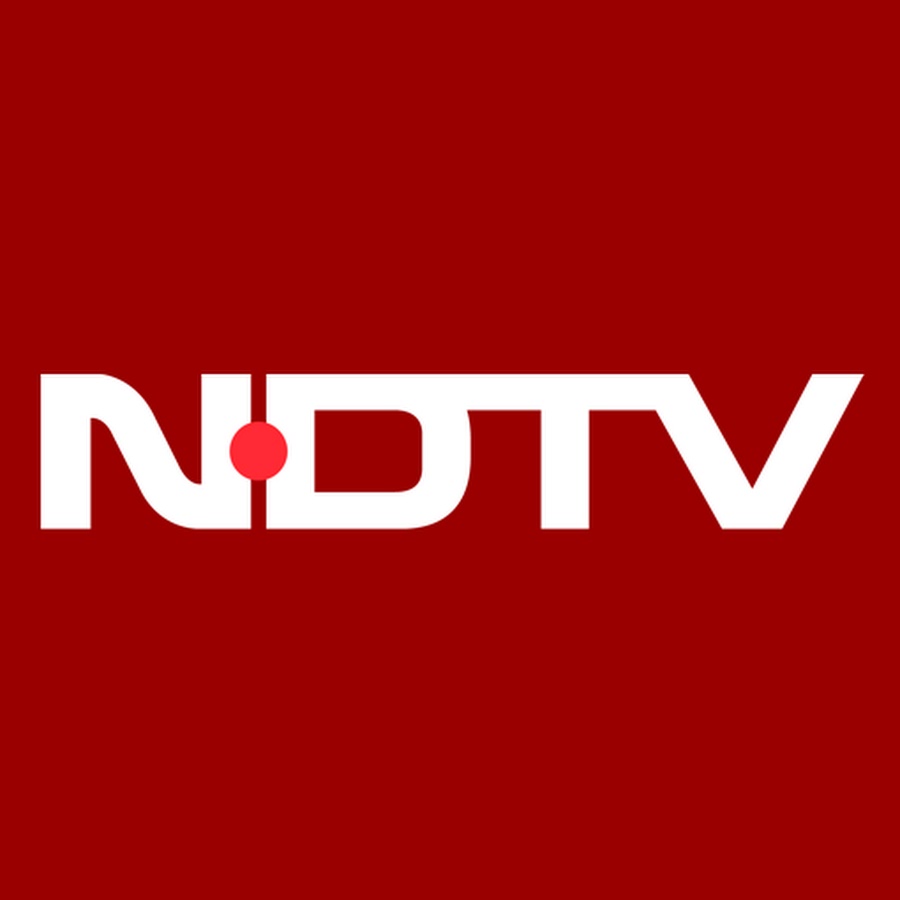 Solidarity protest against NDTV raid ongoing in Delhi