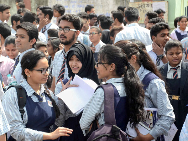 CBSE Board Class 10 Result 2019: 13 Students scored 499/500, Pass Percentage stood at 91.1