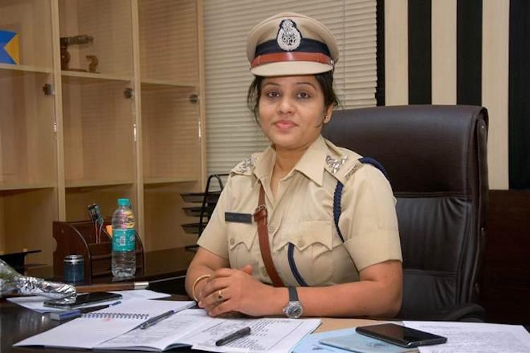 Sasikala's VIP treatment exposure: DIG Roopa shifted to road safety and traffic