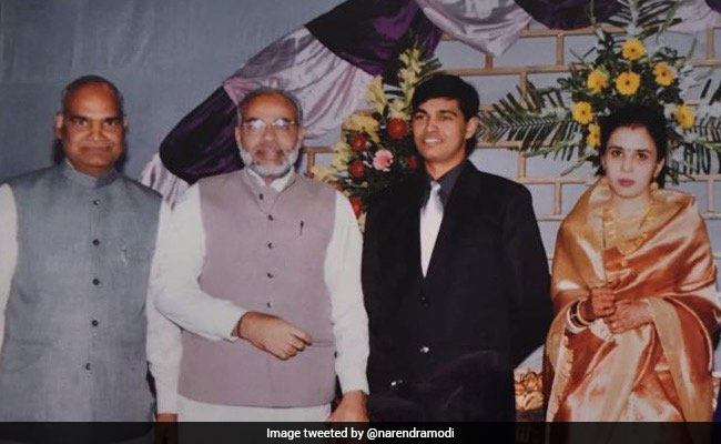 PM Modi hits rewind, posts old picture with Ram Nath Kovind