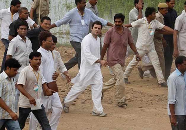 Gujarat: Ahead of Rahul Gandhi's visit, senior Congress MLA threatens to quit