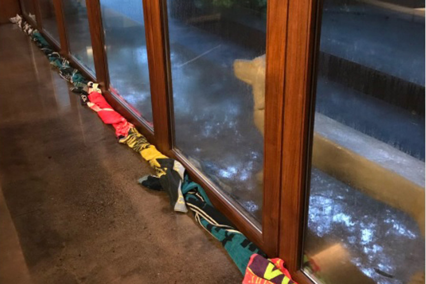 Mumbai Rains: Lara Dutta puts Mahesh Bhupathi's towels for best use, hubby gets furious