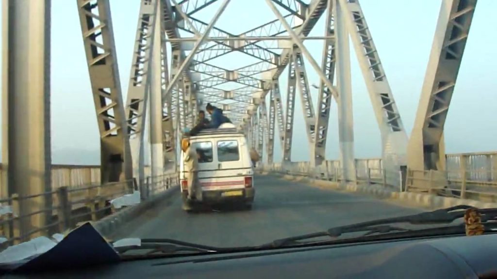 Assam: Rs 10,000 fine for clicking selfie on Brahmaputra bridge