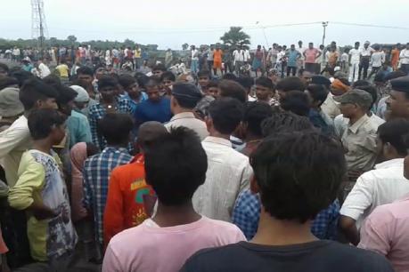 Bihar: People jump into river to escape ODF team, two children die