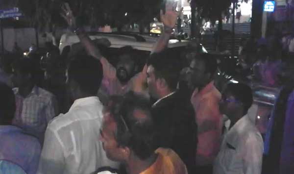 Jharkhand: BJP workers force Congress MLA to chant 'Vande Mataram'