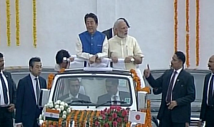 Ahmedabad: PM Modi welcomes Japanese counterpart with warm hug, hold roadshow