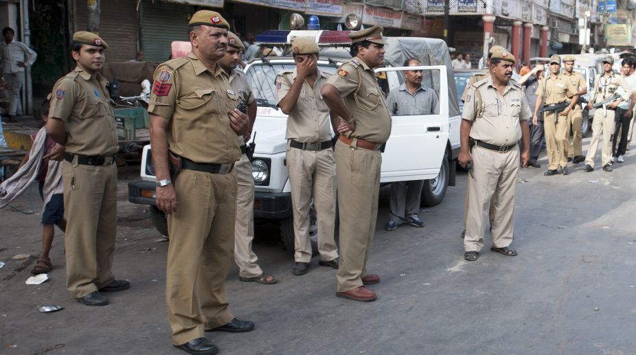 11 members of family found hanging blindfolded in Delhi