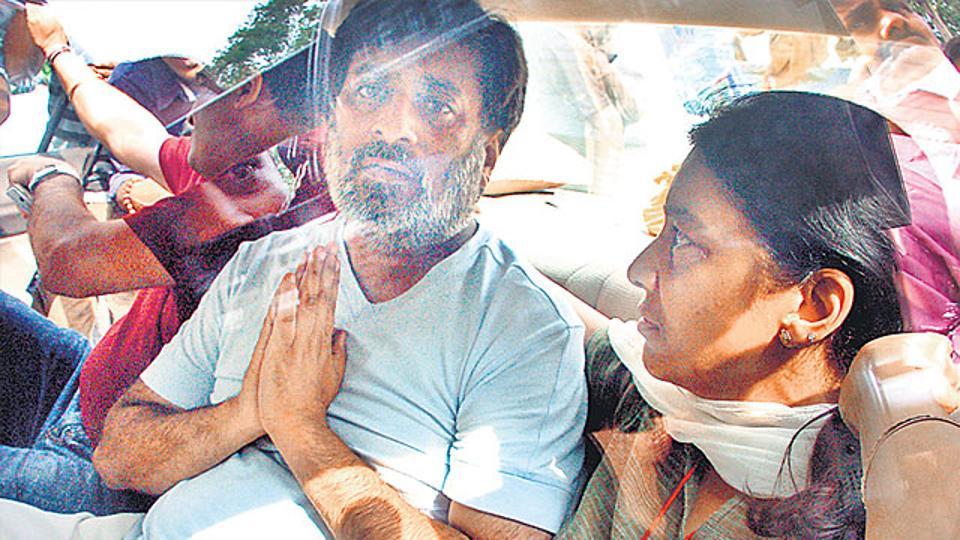 Aarushi-Hemraj murder case: Rajesh, Nupur Talwar acquitted by Allahabad High Court