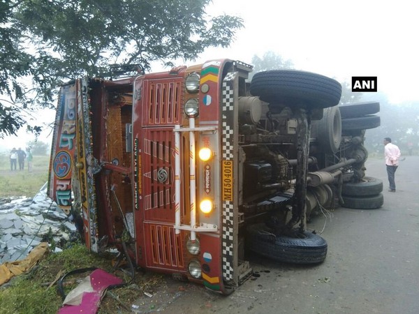 Maharashtra: 10 killed, others injured as truck overturns