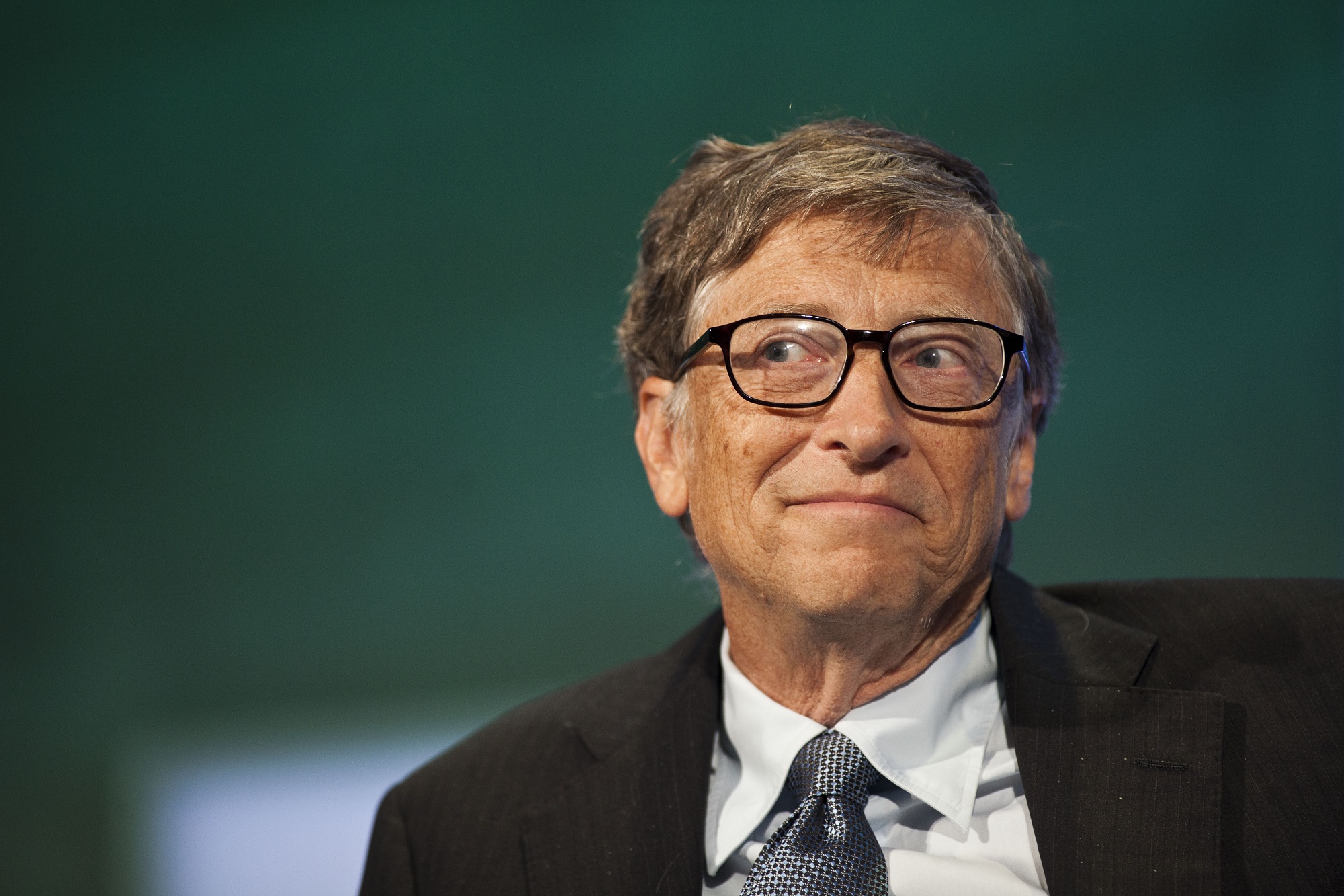 Bill Gates invests $50m to fight Alzheimer's