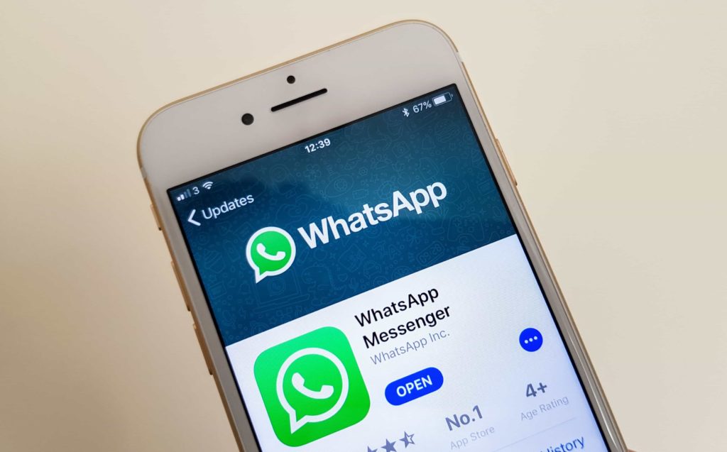 Watch YouTube videos right in WhatsApp while chatting