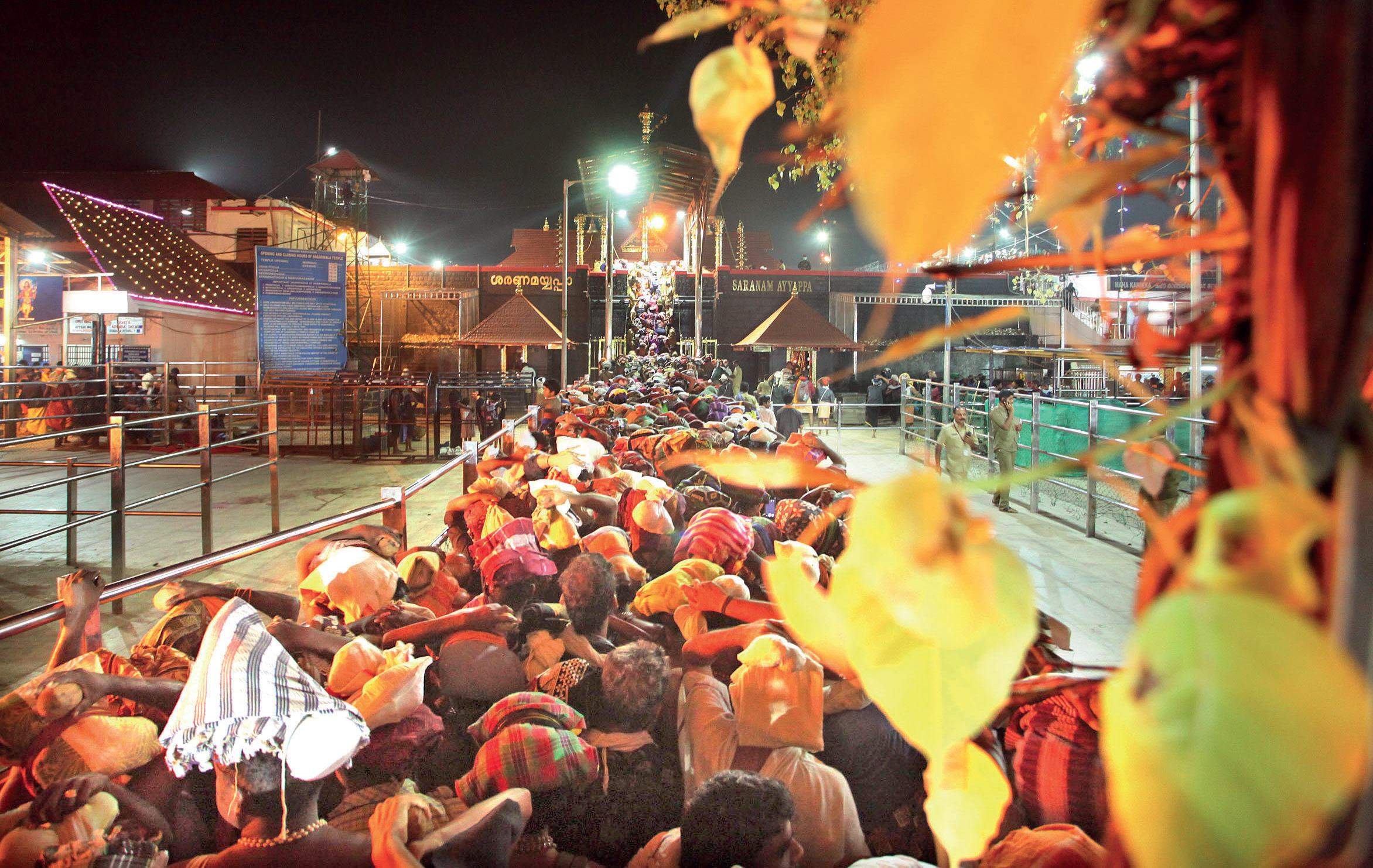 Huge rush at Kerala's Sabarimala temple; wait to get "darshan" is 8 hours
