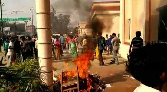 Odisha police station set ablaze over custodial death