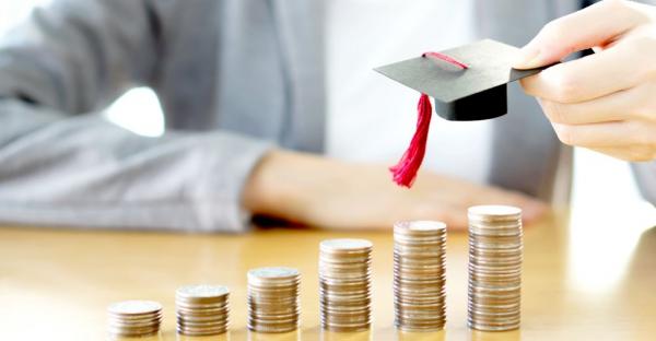 What Constitutes a Good Student Loan Interest Rate?