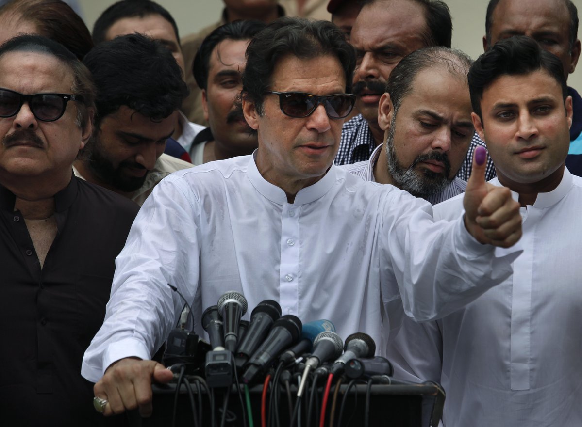Ready to improve ties with India: PTI chief Imran Khan