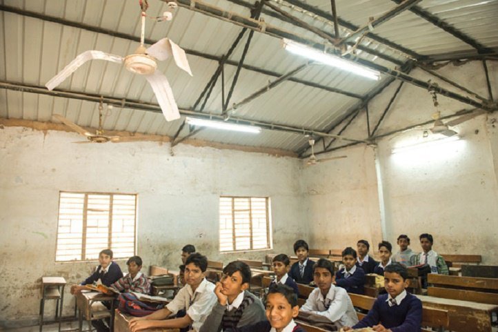 595 principal posts in Delhi government school go vacant, AAP blames Centre