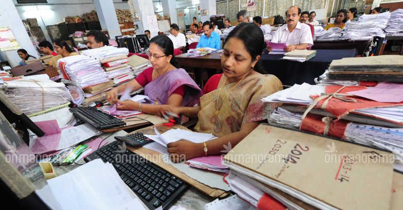 Kerala govt employees dread action for saying to 'No' to salary deduction