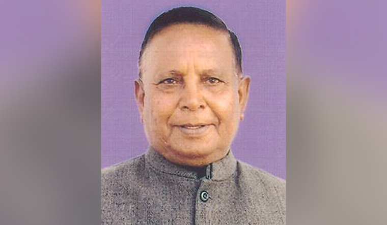 Stray cow attacks BJP MP Liladhar Vaghela, admitted in ICU
