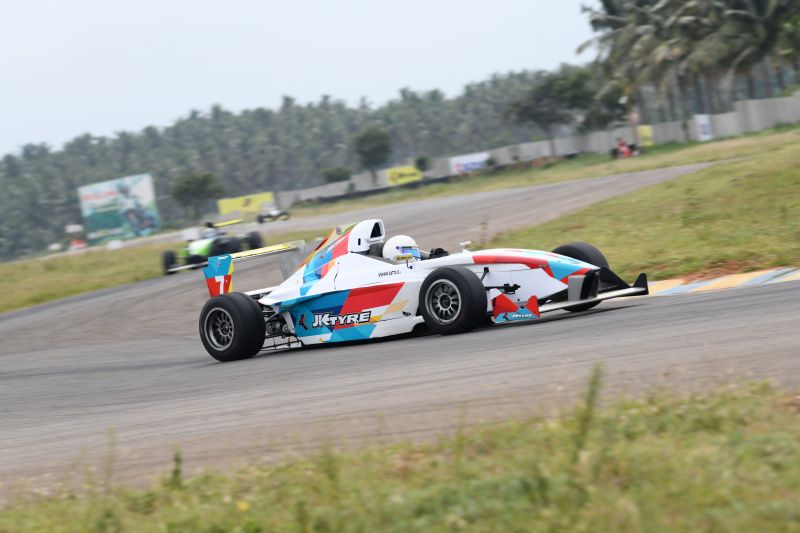 Ashwin Datta maintains lead in FMSCI National Racing Championship
