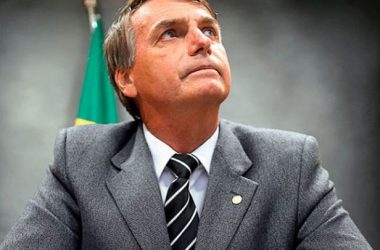 Brazilians protest against Bolsonaro, demand he respects democracy