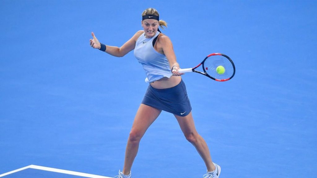 Wozniacki beats Kvitova at WTA Finals White Group