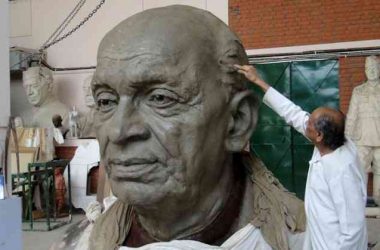 Who is Ram Sutar, the sculptor behind Statue of Unity?