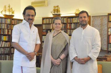 Sonia Gandhi to unveil Karunanidhi's Statue at DMK Head Quarter