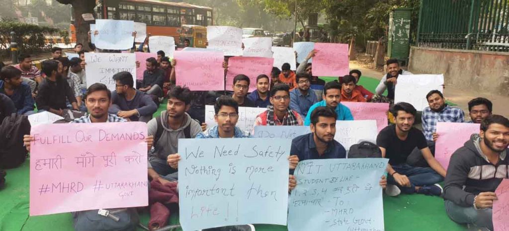 NIT Uttarakhand students continue their protest for the second day at Jantar Mantar
