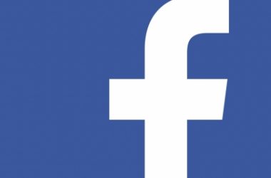 Facebook expands tool to connect users to local news
