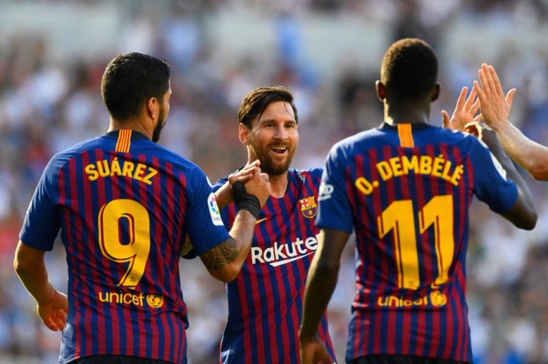 Suarez demands Dembele show more commitment to Barcelona
