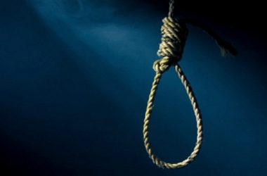 Bihar: Tourist founded hanging from a tree