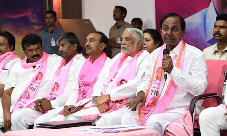 Opinion | Forces that propelled KCR to the throne earlier, now working to evict him