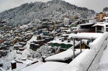 Cold wave continues unabated in Kashmir Valley