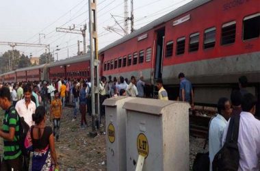 4 bogies of Jan Sadharan Express derailed in Danapur; passengers escape safe