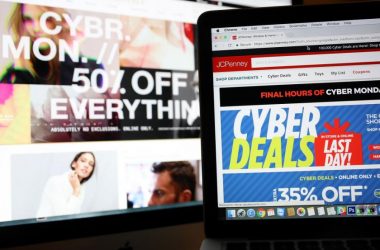 US Cyber Monday online sales to reach record $7 bln