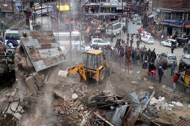 Three bunkers removed in Srinagar after 30 years