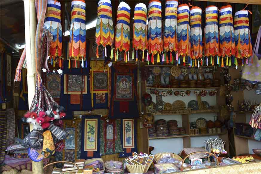 Traditional weaves, handicrafts to be showcased at 33rd edition of Dastkari Haat Crafts Bazaar