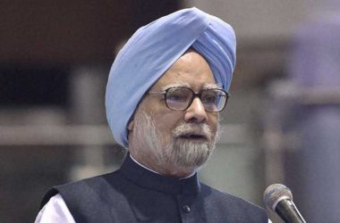 Manmohan Singh to decide if he wants to go to Rajya Sabha again