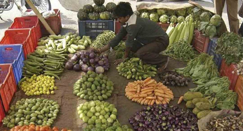 Lower food prices ease India's WPI to 4.64% in November