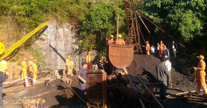 Trapped miner's father wants to rappel down Meghalaya mine to look for son