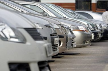 Domestic passenger vehicle sales down 3.43% in November: SIAM