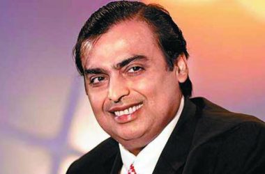 Mukesh Ambani, the richest Asian piles up wealth while 128 top tycoons lose $137 billion this year