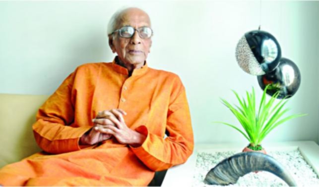 Veteran poet and Sahitya Akademi winner Nirendranath Chakraborty passes away