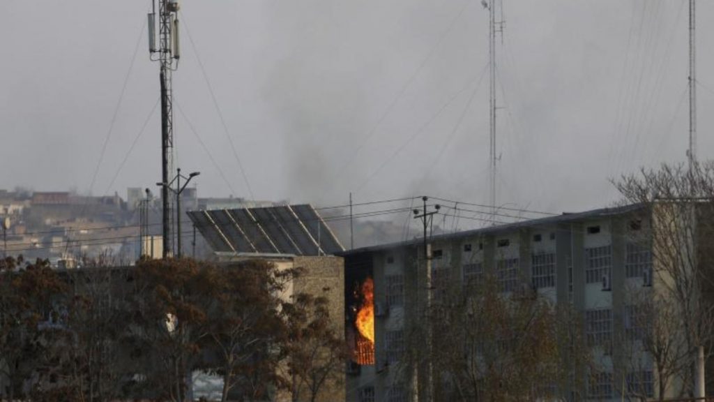 At least 32 killed in attack on Afghan govt building